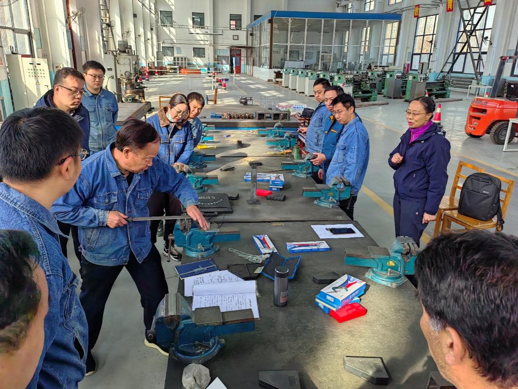 磨抛机厂家售后工程师现场培训