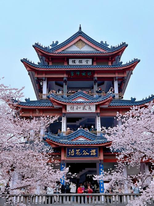 无锡鼋头渚犊山大门春季入口风景