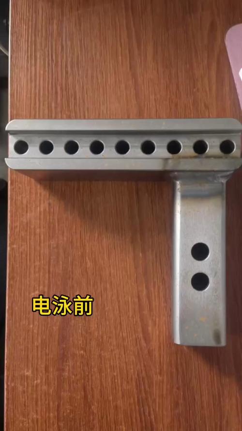 电泳涂装合格与不合格返锈工件对比图