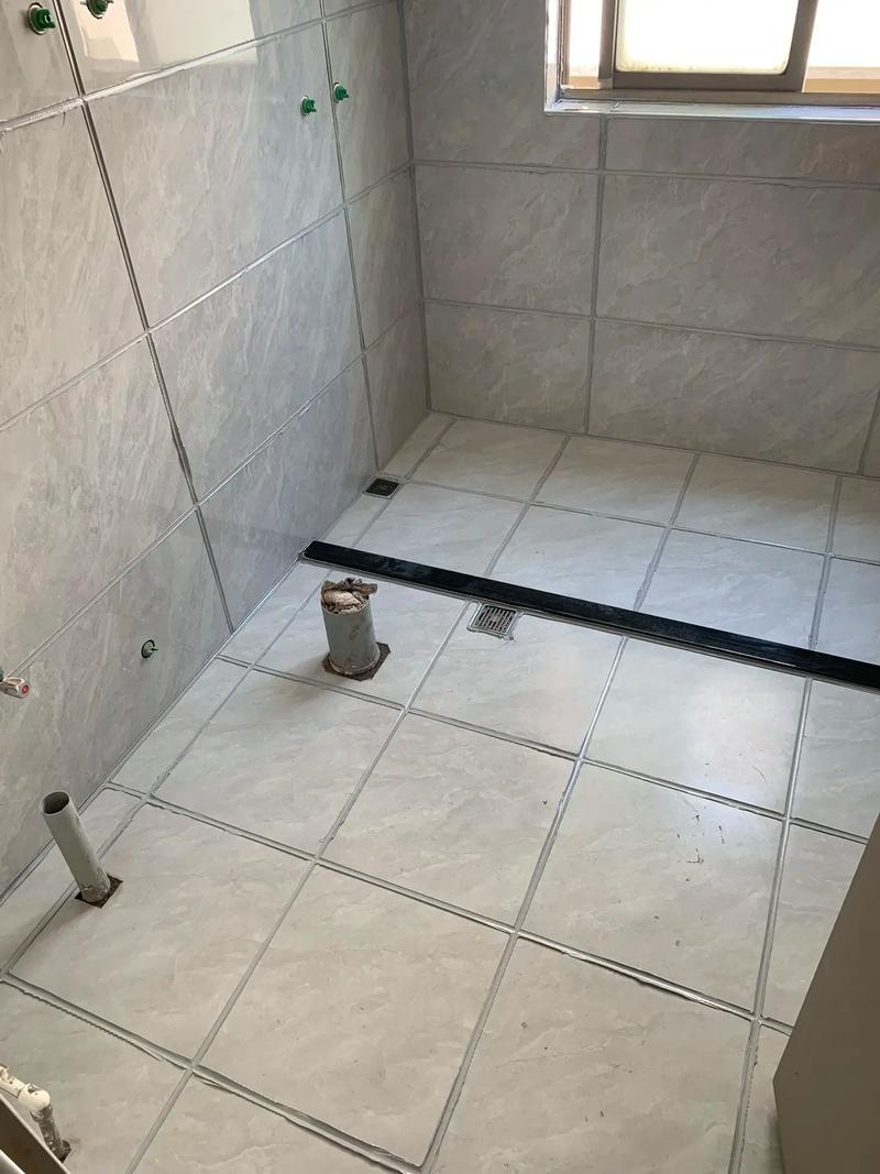 卫生间防滑砖铺贴留缝施工图