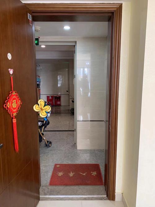 新宠入户准备的角落安全区
