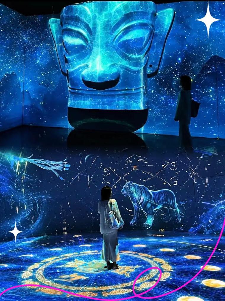 三星堆博物馆数字青铜面具互动屏现场