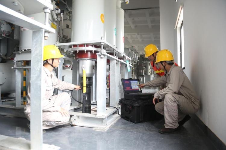 工业现场焊缝相控阵检测操作实景