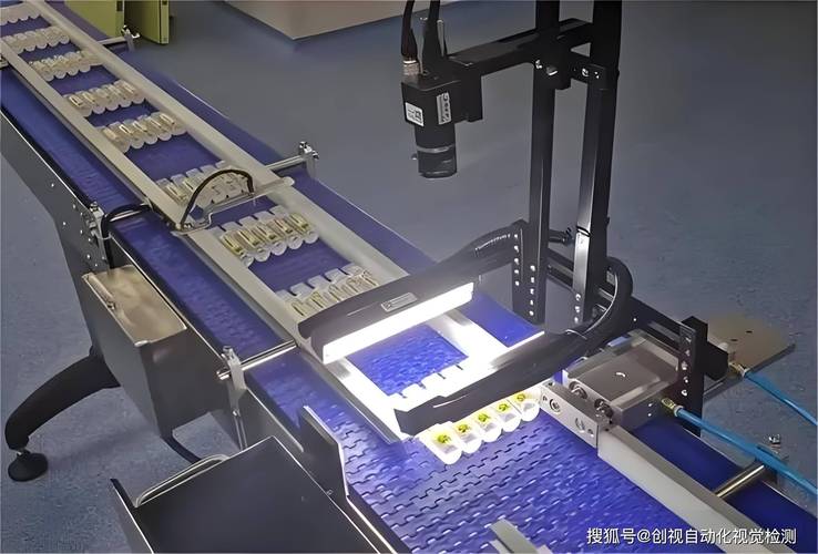 工业机器人视觉抓取系统现场调试灯带反光