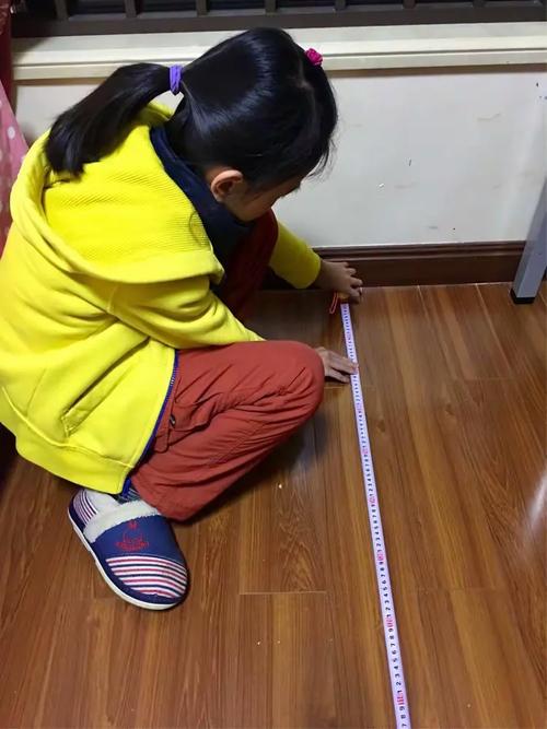 亲子居家计算房间地板面积探究实拍
