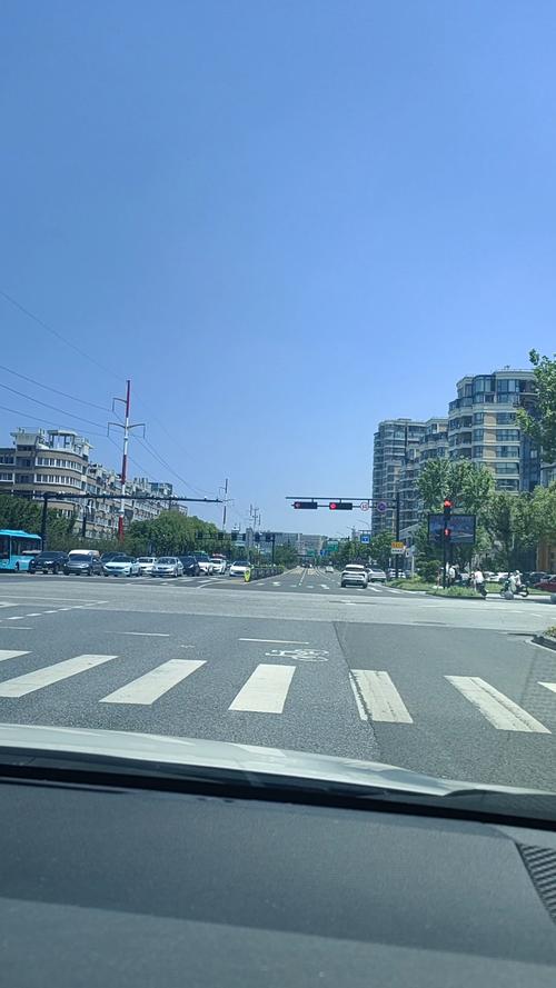城市道路路口车道线实景拍摄