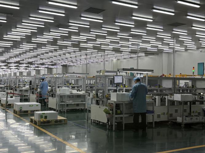 新材料中试生产线生产现场