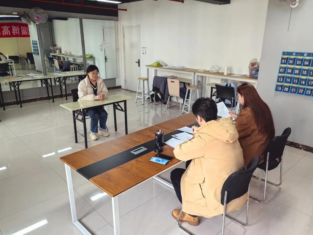 在职研究生复试面试场景实拍