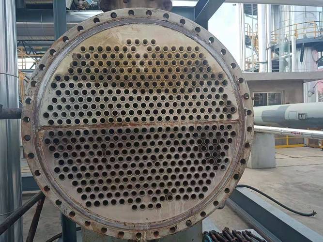 工业管壳式换热器内部结垢状况实拍