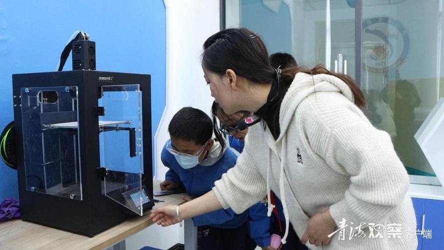 问：学校经费有限，怎么把3D打印课程开起来？