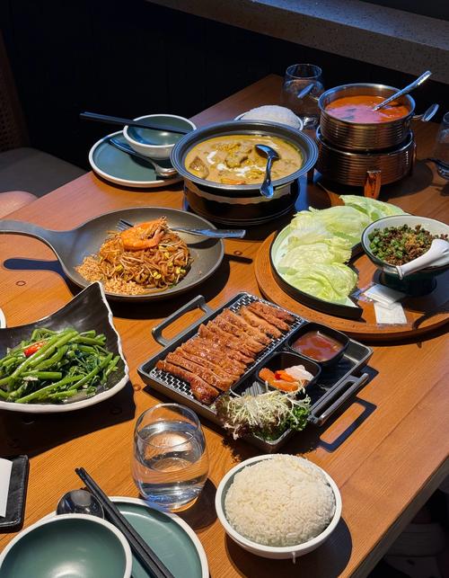 三、清醒评估:上海美食的真相与我的个人偏执