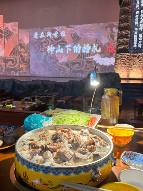 看完锣鼓别急着走,山里的吃食比表演还对味