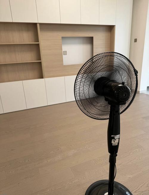 装修后期除TVOC工业风扇摆放示意图