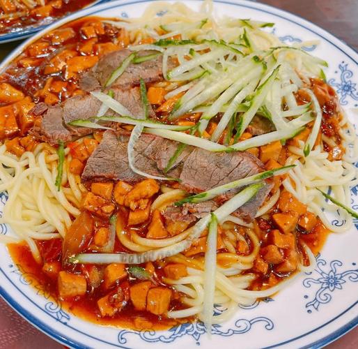 敦煌沙洲夜市驴肉黄面餐品