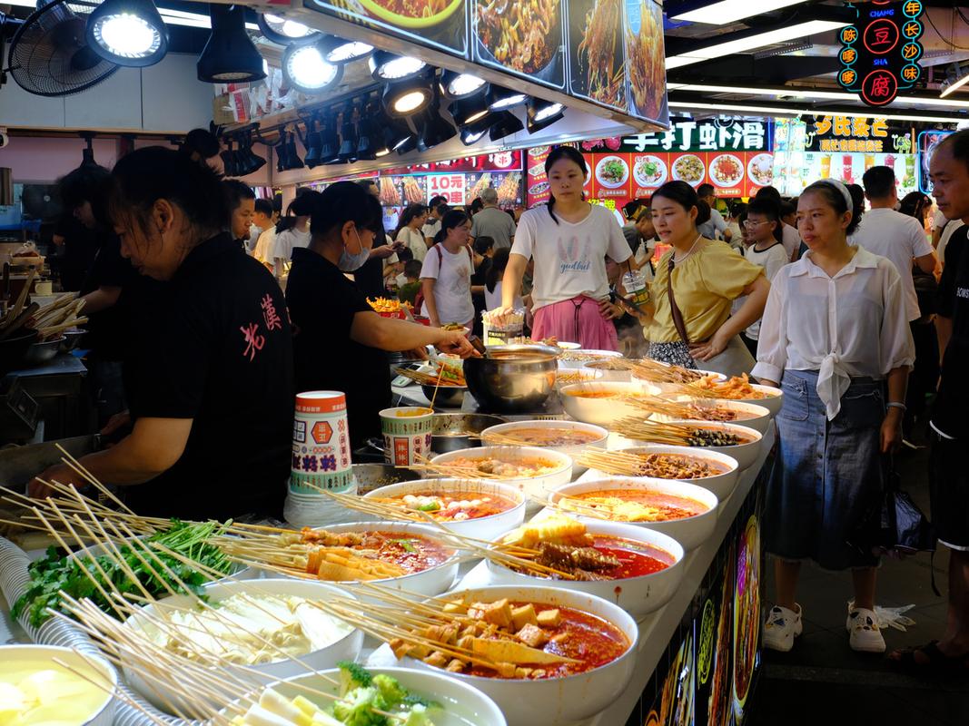 停下来,尝尝逛逛才够味