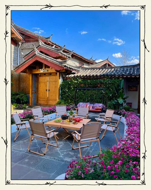 丽江古城纳西庭院民宿庭院景观