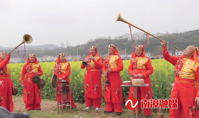 湖北南漳东巩镇呜音喇叭非遗公开表演