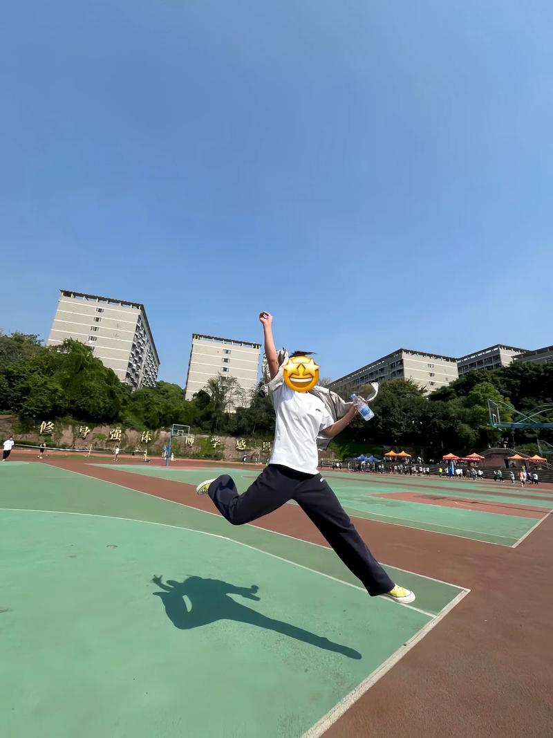 换个姿势,跳出来看