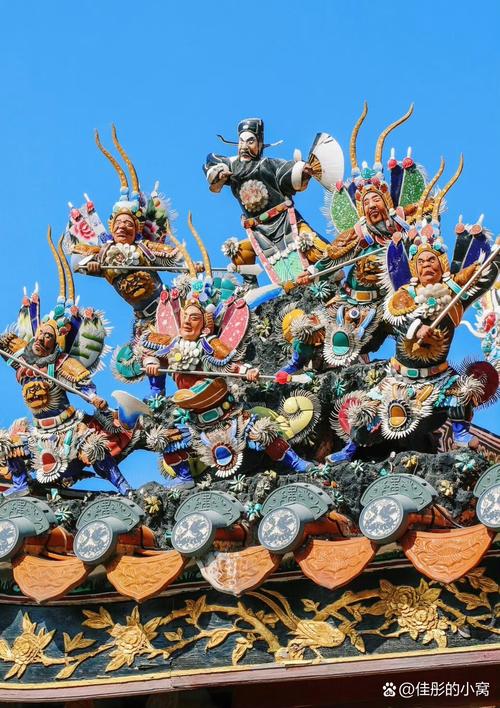 澄海三黎祠屋顶潮汕嵌瓷郭子仪拜寿图