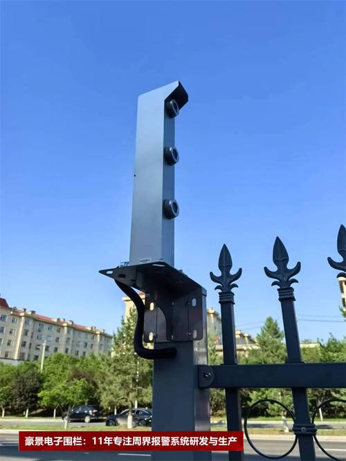 工业周界激光对射与摄像头联动调试场景
