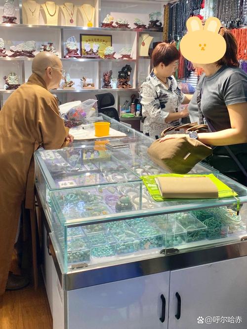 总佛寺背后菜市场僧侣购物