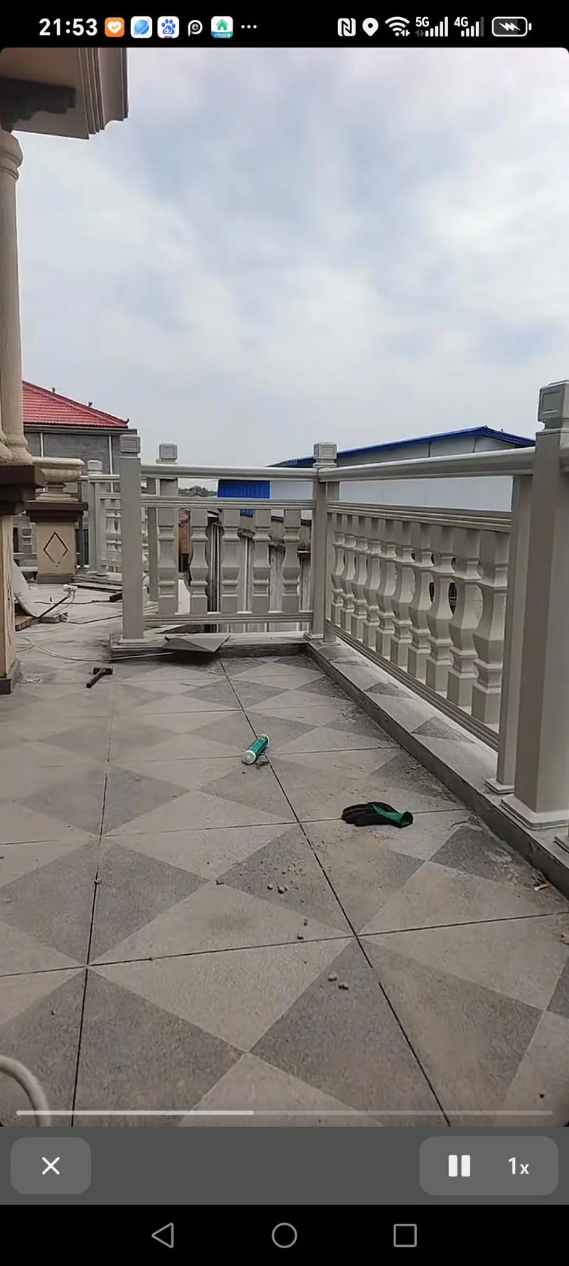 问：罗马柱沾灰难打理？有没有懒人友好方案？