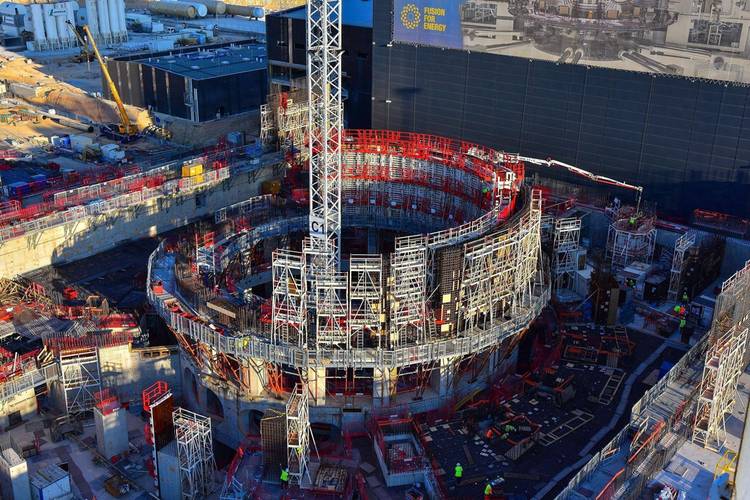 ITER国际热核聚变实验堆建设现场图