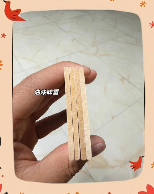 实木百叶与贴皮百叶横截面对比