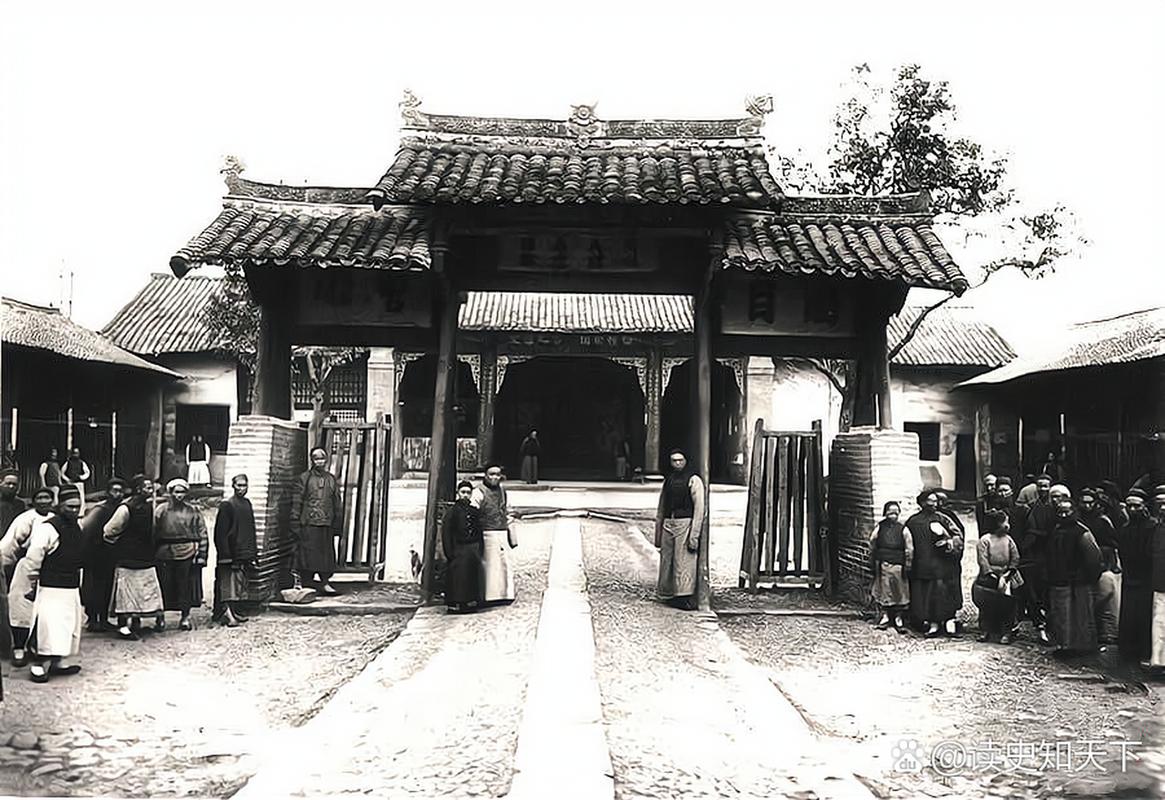 清代地方县衙班房老照片