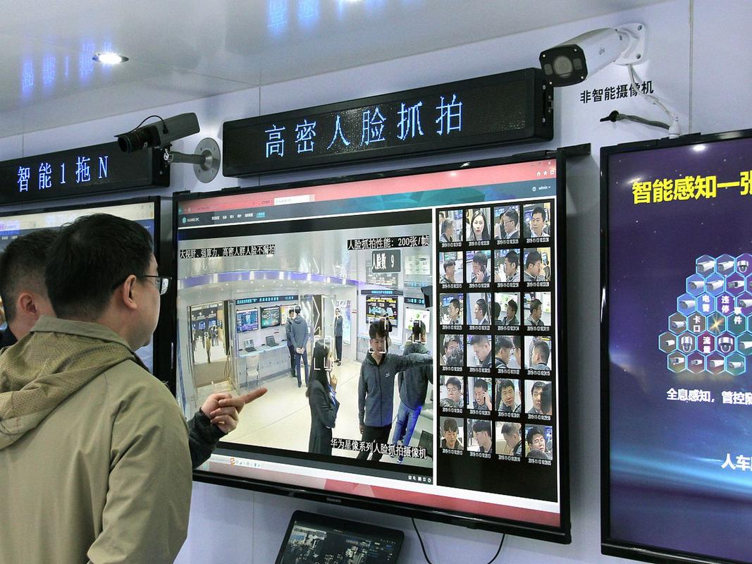 商场公共区域违规人脸采集摄像头示意图