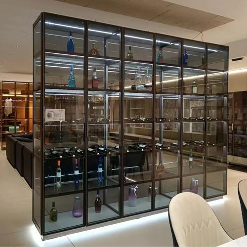 家装玻璃门展示柜整墙落地实景图