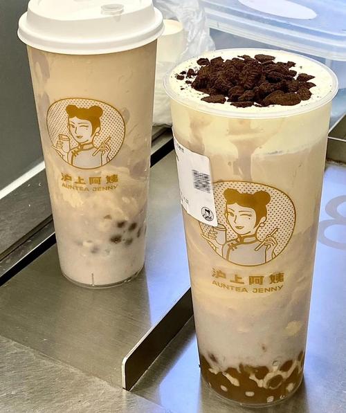 不同价位奶茶杯并排测评实拍