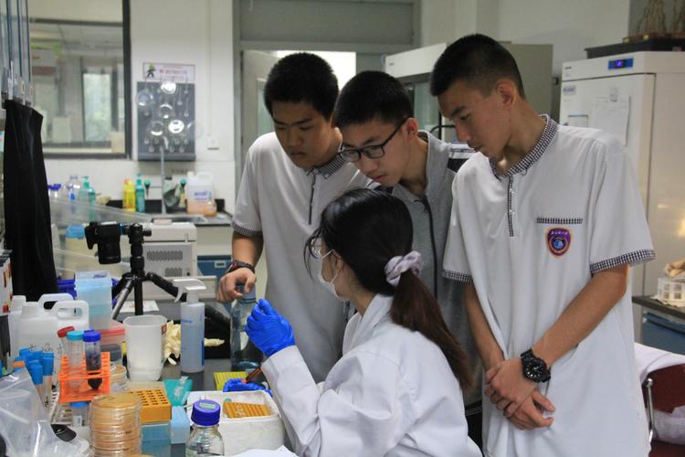 清华大学生命科学学院实验室