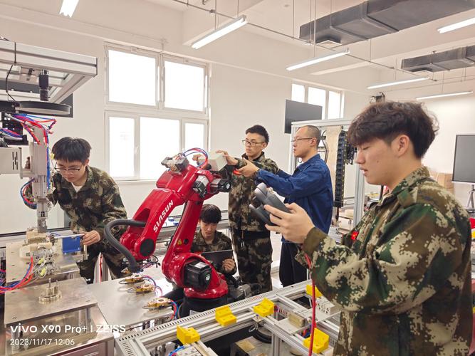 工业老师傅线上直播调试教学现场