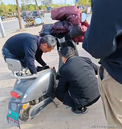 擦得再干净，这俩零件坏了照样白搭