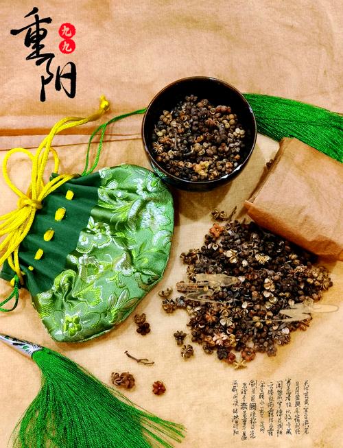 湖北南漳手工制作山茱萸香包