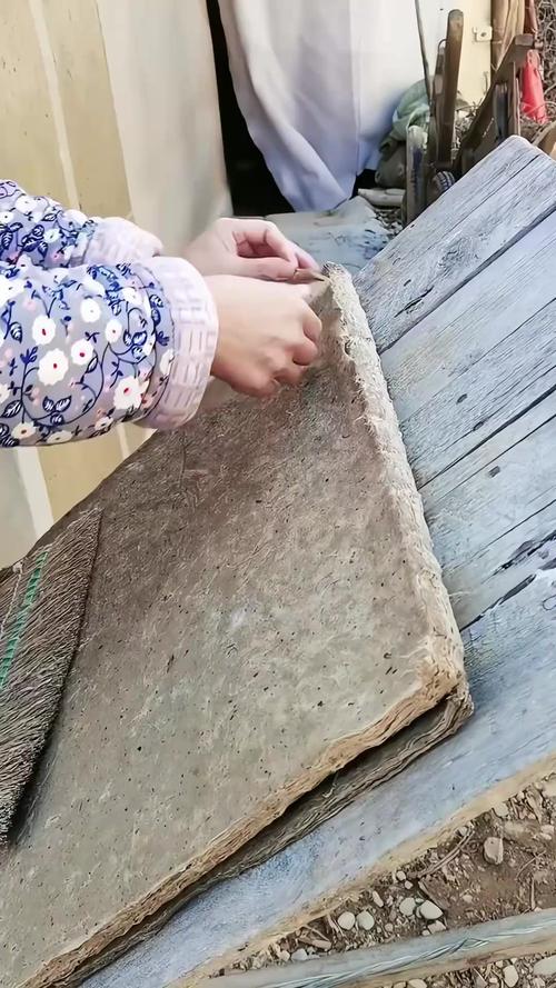 儿童自制造纸手工成品晒干图