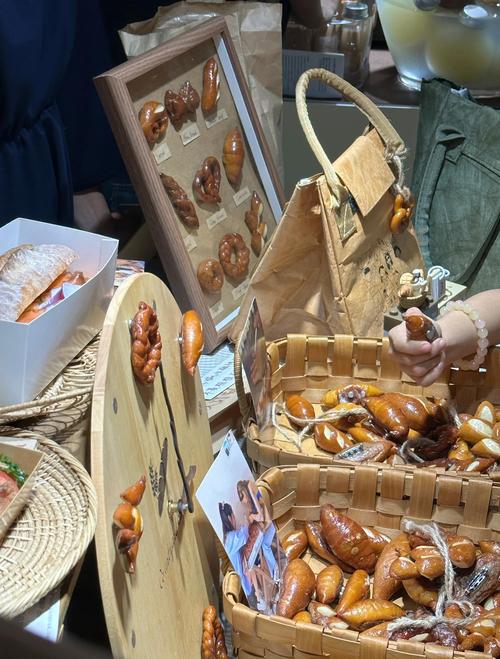 社区手工面包店品牌营销异业试吃活动实拍