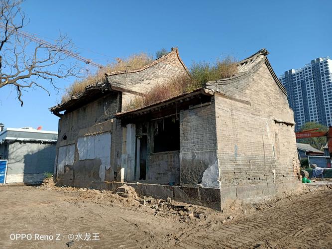 戏台拆了又搭起来