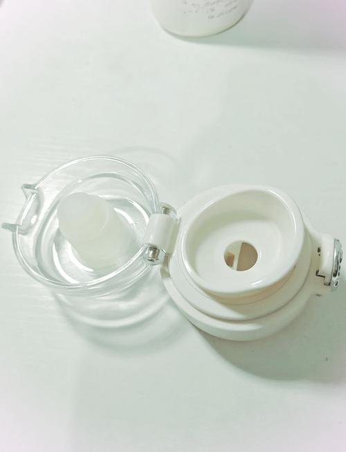 保温杯杯盖硅胶密封圈拆卸展示