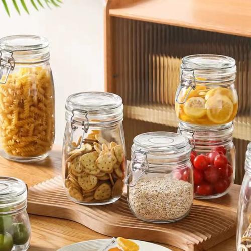 草本干料储存棕色玻璃密封罐实物图
