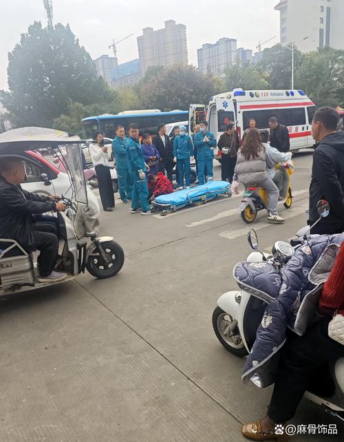真撞上这事，该做啥不该做啥