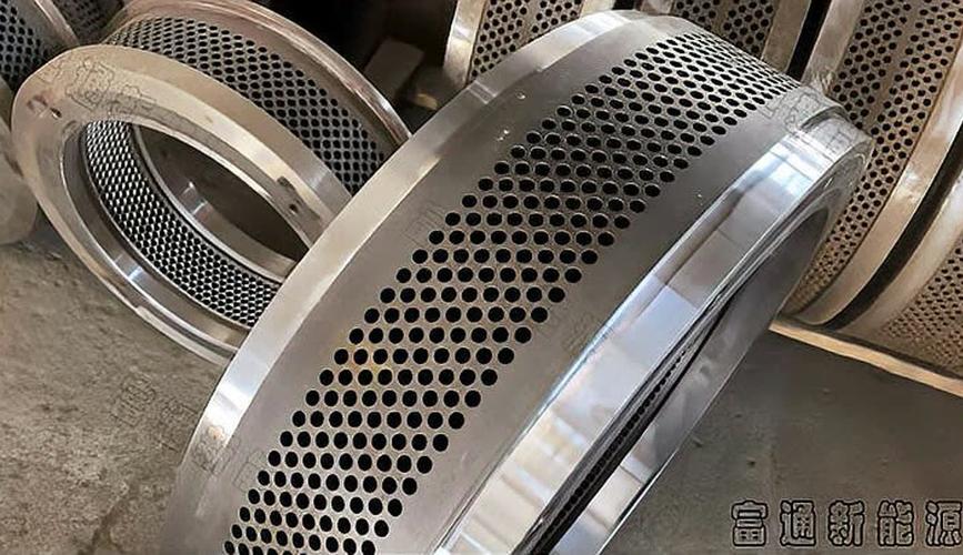 不同材质木屑颗粒环模对比图