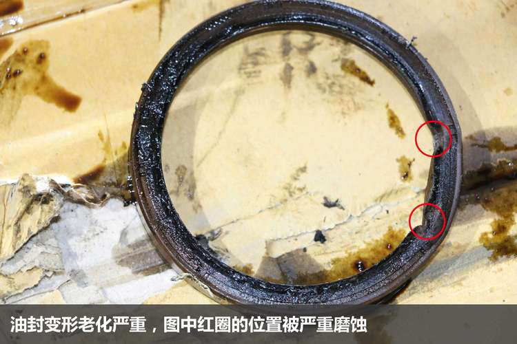劣质防水接头密封胶圈老化开裂实物图