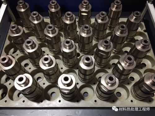 离子渗碳炉内齿轮装夹实拍