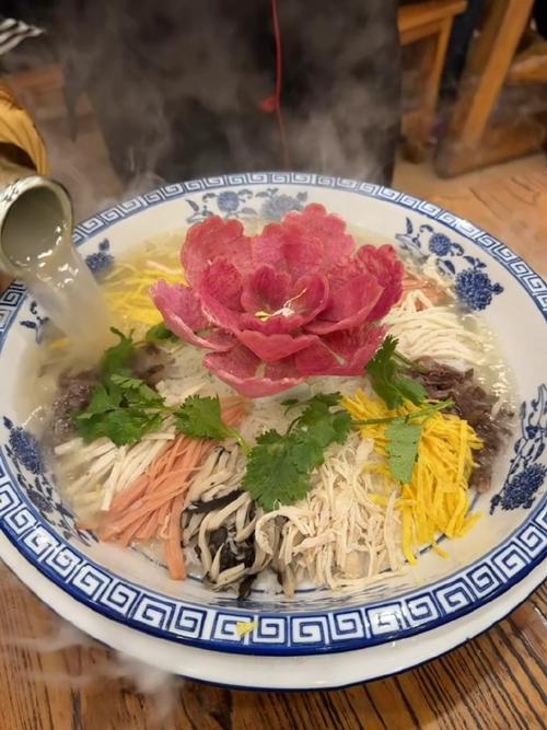 洛阳老城老字号水席馆牡丹燕菜成品