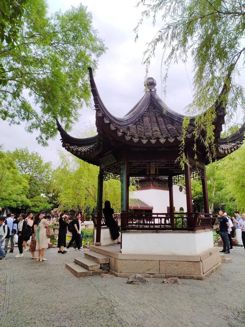 凉亭:当一座建筑学会