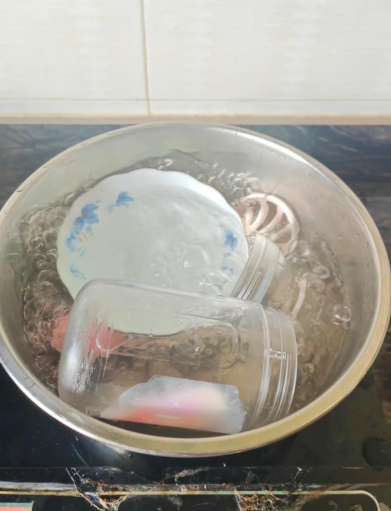 家用洗碗布高温煮沸除菌实拍