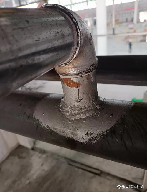 不锈钢水箱焊接后打压漏水位置标记