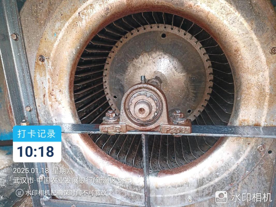 工业离心风机叶轮入口粉尘结垢实物图